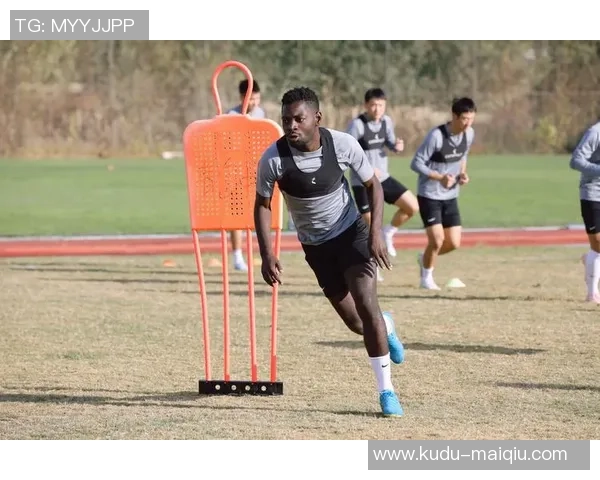 明日，昌青超足球联赛迎来收官之战，对阵阵型揭晓——